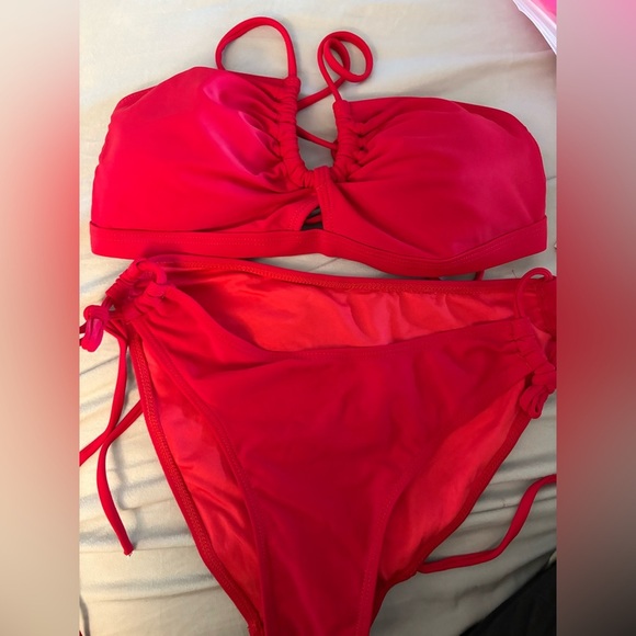 Classic Cutout  Bikini 
O String Adjustable 
Cheeky Swimsuits Curvy
NWOT - Picture 3 of 3